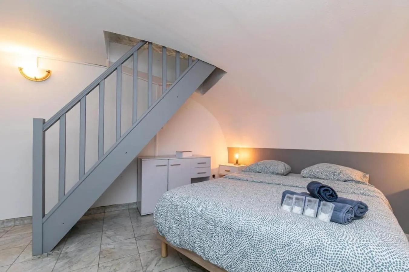 Cozy Little Duplex Near Montmartre Apartment Paris 0*,
